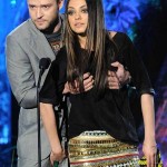 Justin Timberlake y Mila Kunis 03