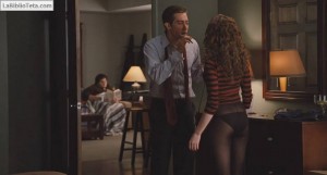 Anne Hathaway - Love and Other Drugs 16