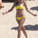 AIDA YESPICA in Yellow Bikini