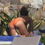 Jessica Alba - Cabo 09