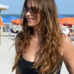 Sofia Vergara - swimsuit Miami 06