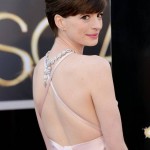 Anne Hathaway - Oscars 05