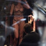 Stephanie Seymour - trying on lingerie 09