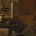 Emma Greenwell - Shameless 2x12 - 04