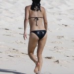 Courteney Cox bikini 07