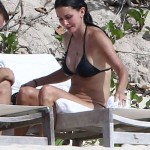 Courteney Cox bikini 10