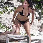 Courteney Cox bikini 12