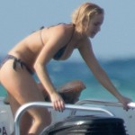 Jennifer Lawrence - Bahamas 12