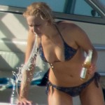 Jennifer Lawrence - Bahamas 13