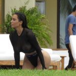 Kim Kardashian - Mexico 04