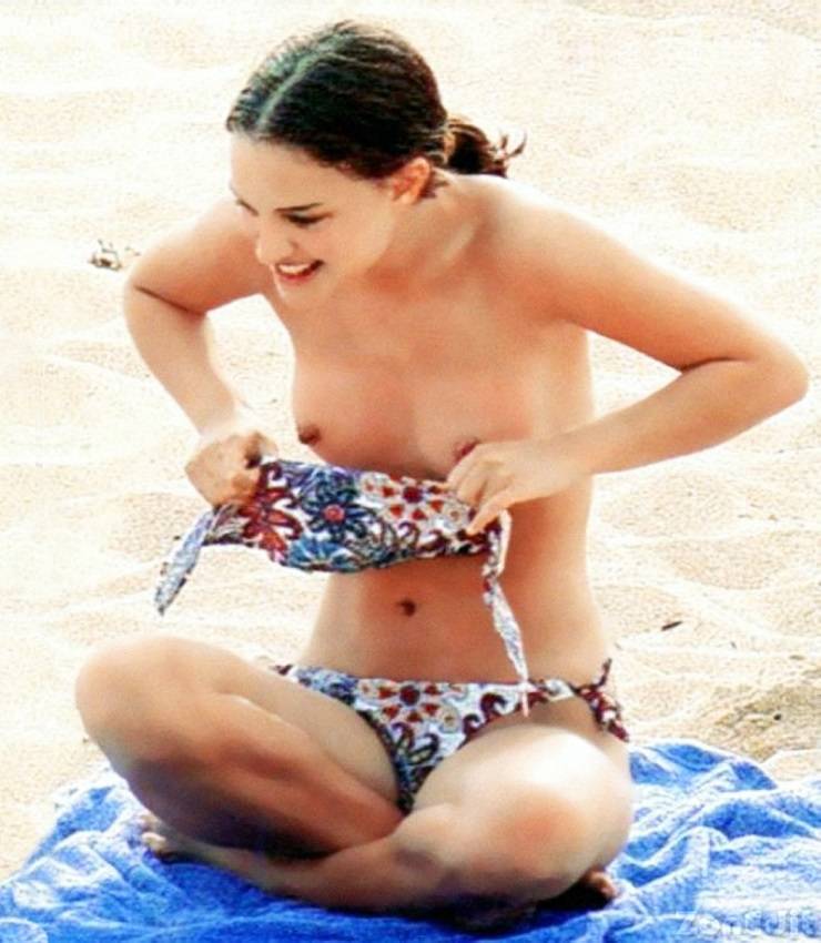 Natalie Portman topless
